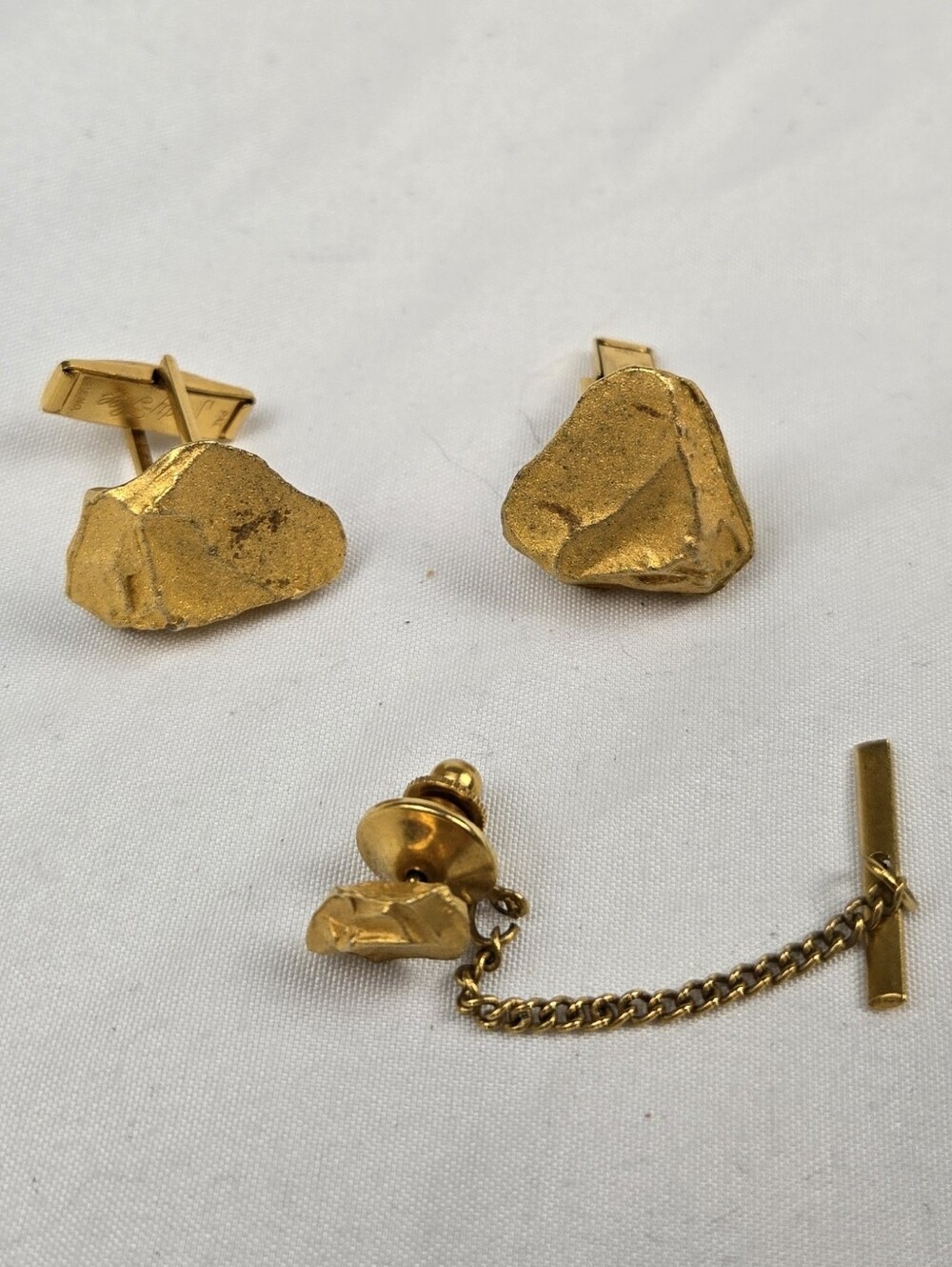 Vintage Judy-Lee Gold Tone Nugget Cufflinks & Tie Clip Set Signed PAT PEND